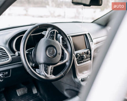 Джип Grand Cherokee, об'ємом двигуна 2.99 л та пробігом 251 тис. км за 21000 $, фото 9 на Automoto.ua