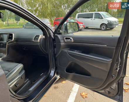 Джип Гранд Чероки 2016 в Луцке на Automoto.ua Джип Гранд Чероки, объемом двигателя 3.6 л и пробегом 116 тыс. км за 20500 $, фото 18 на Automoto.ua