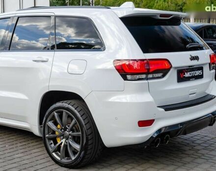 Джип Grand Cherokee, об'ємом двигуна 6.2 л та пробігом 148 тис. км за 57000 $, фото 13 на Automoto.ua