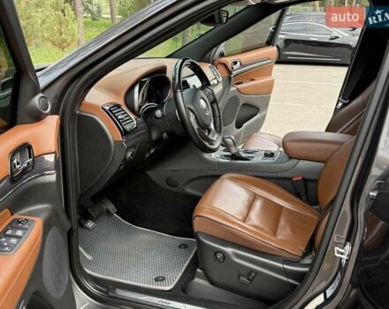 Джип Grand Cherokee, об'ємом двигуна 2.97 л та пробігом 40 тис. км за 41000 $, фото 14 на Automoto.ua