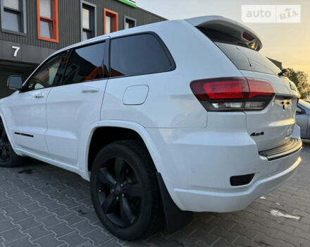 Джип Grand Cherokee, об'ємом двигуна 3.6 л та пробігом 110 тис. км за 28990 $, фото 9 на Automoto.ua