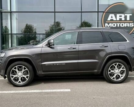 Джип Grand Cherokee, об'ємом двигуна 3 л та пробігом 64 тис. км за 44900 $, фото 1 на Automoto.ua