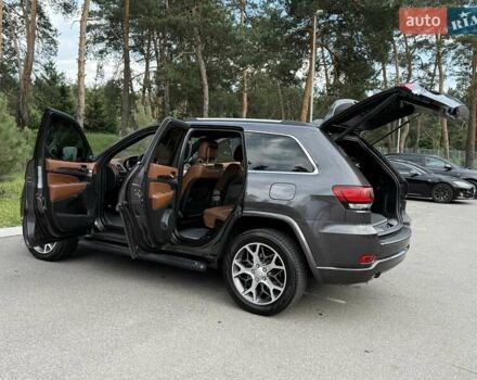 Джип Grand Cherokee, об'ємом двигуна 2.97 л та пробігом 40 тис. км за 41000 $, фото 8 на Automoto.ua