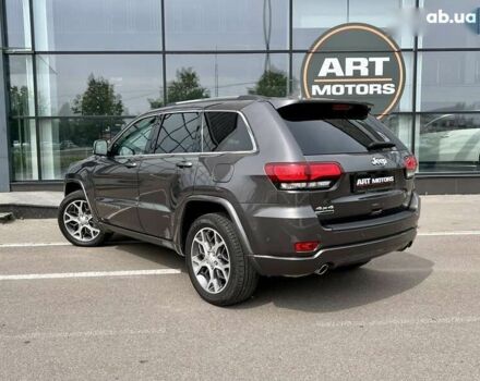 Джип Grand Cherokee, об'ємом двигуна 3 л та пробігом 64 тис. км за 44900 $, фото 5 на Automoto.ua