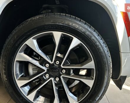 купить новое авто Джип Гранд Чероки 2023 года от официального дилера Автоцентр AUTO.RIA Джип фото