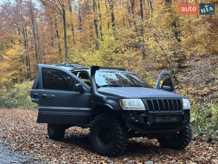 Джип Гранд Чероки, объемом двигателя 2.69 л и пробегом 220 тыс. км за 10000 $, фото 1 на Automoto.ua