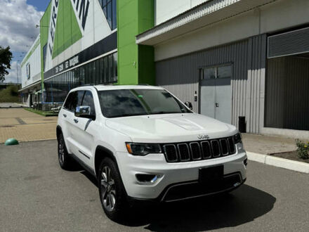 Джип Гранд Чероки 2017 в Киеве на Automoto.ua Джип Гранд Чероки, объемом двигателя 5.65 л и пробегом 112 тыс. км за 25800 $, фото 1 на Automoto.ua