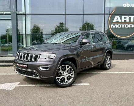 Джип Grand Cherokee, об'ємом двигуна 3 л та пробігом 64 тис. км за 44900 $, фото 1 на Automoto.ua