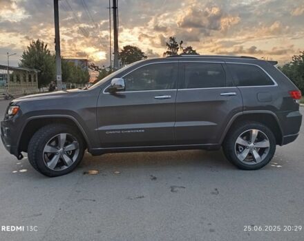 Джип Гранд Чероки 2014 в Гостомель на Automoto.ua Серый Джип Гранд Чероки, объемом двигателя 3 л и пробегом 288 тыс. км за 16000 $, фото 11 на Automoto.ua