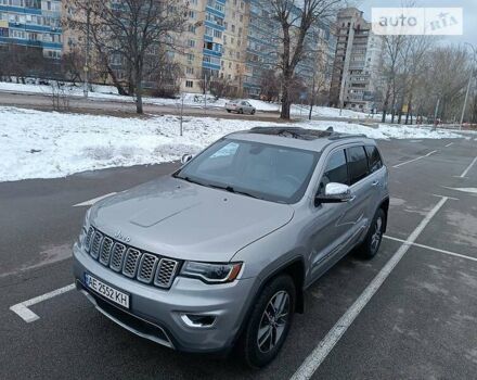 Сірий Джип Grand Cherokee, об'ємом двигуна 3.6 л та пробігом 111 тис. км за 25000 $, фото 5 на Automoto.ua