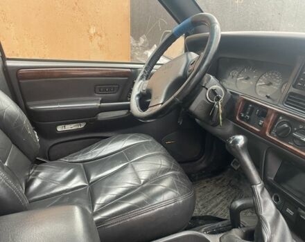 Серый Джип Гранд Чероки, объемом двигателя 2.5 л и пробегом 360 тыс. км за 3000 $, фото 4 на Automoto.ua