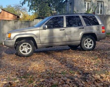 Сірий Джип Grand Cherokee, об'ємом двигуна 5.9 л та пробігом 216 тис. км за 10000 $, фото 4 на Automoto.ua