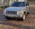 Сірий Джип Grand Cherokee, об'ємом двигуна 5.9 л та пробігом 216 тис. км за 10000 $, фото 5 на Automoto.ua