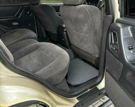 Сірий Джип Grand Cherokee, об'ємом двигуна 4 л та пробігом 230 тис. км за 12500 $, фото 14 на Automoto.ua