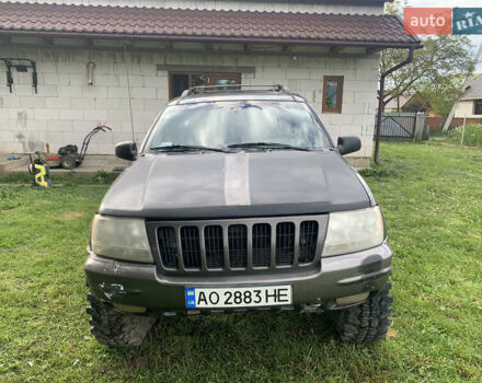 Серый Джип Гранд Чероки, объемом двигателя 4.7 л и пробегом 227 тыс. км за 4000 $, фото 2 на Automoto.ua