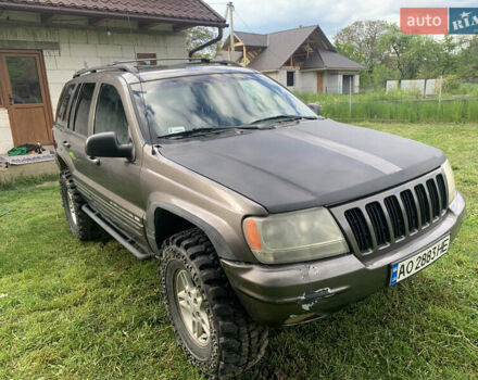 Серый Джип Гранд Чероки, объемом двигателя 4.7 л и пробегом 227 тыс. км за 4000 $, фото 4 на Automoto.ua