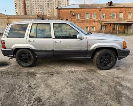 Сірий Джип Grand Cherokee, об'ємом двигуна 2.5 л та пробігом 280 тис. км за 2700 $, фото 4 на Automoto.ua