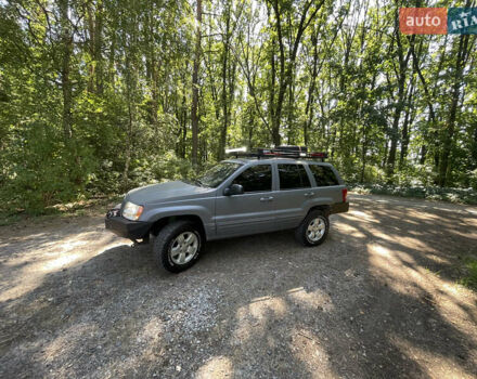 Серый Джип Гранд Чероки, объемом двигателя 4.7 л и пробегом 250 тыс. км за 9999 $, фото 7 на Automoto.ua