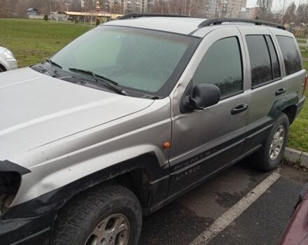 Серый Джип Гранд Чероки, объемом двигателя 3 л и пробегом 350 тыс. км за 1800 $, фото 2 на Automoto.ua