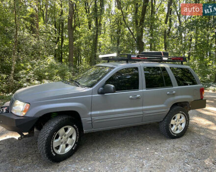 Серый Джип Гранд Чероки, объемом двигателя 4.7 л и пробегом 250 тыс. км за 9999 $, фото 6 на Automoto.ua