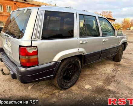 Сірий Джип Grand Cherokee, об'ємом двигуна 3 л та пробігом 280 тис. км за 3000 $, фото 2 на Automoto.ua