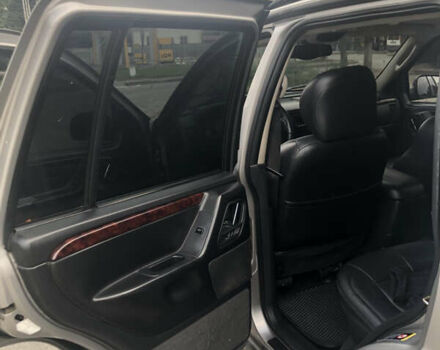 Серый Джип Гранд Чероки, объемом двигателя 2.69 л и пробегом 441 тыс. км за 9100 $, фото 7 на Automoto.ua