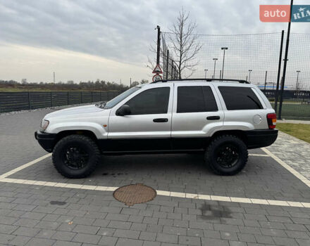 Серый Джип Гранд Чероки, объемом двигателя 3.96 л и пробегом 220 тыс. км за 6800 $, фото 5 на Automoto.ua