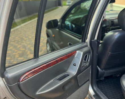 Джип Гранд Чероки 2002 в Сторожинце на Automoto.ua Серый Джип Гранд Чероки, объемом двигателя 2.69 л и пробегом 248 тыс. км за 8990 $, фото 15 на Automoto.ua