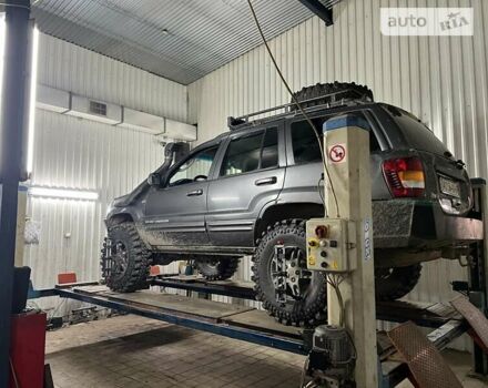 Сірий Джип Grand Cherokee, об'ємом двигуна 4.7 л та пробігом 100 тис. км за 12000 $, фото 6 на Automoto.ua