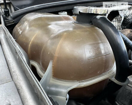 Сірий Джип Grand Cherokee, об'ємом двигуна 2.69 л та пробігом 276 тис. км за 8200 $, фото 45 на Automoto.ua