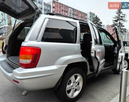 Сірий Джип Grand Cherokee, об'ємом двигуна 2.7 л та пробігом 387 тис. км за 6990 $, фото 17 на Automoto.ua