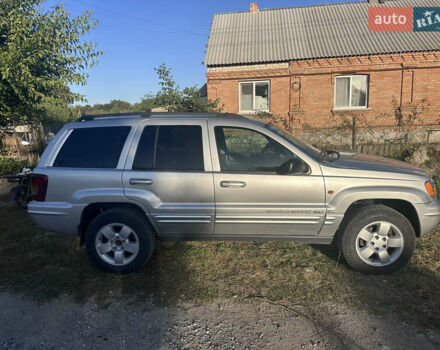 Серый Джип Гранд Чероки, объемом двигателя 2.69 л и пробегом 331 тыс. км за 9200 $, фото 1 на Automoto.ua