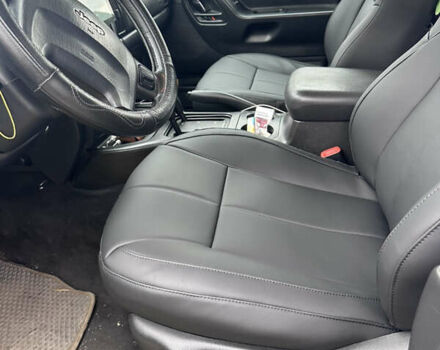 Серый Джип Гранд Чероки, объемом двигателя 2.69 л и пробегом 331 тыс. км за 9200 $, фото 7 на Automoto.ua