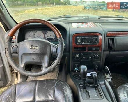 Серый Джип Гранд Чероки, объемом двигателя 2.7 л и пробегом 213 тыс. км за 6000 $, фото 5 на Automoto.ua