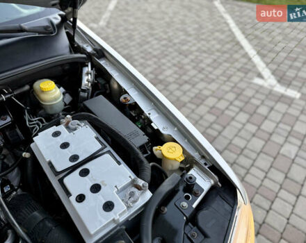 Серый Джип Гранд Чероки, объемом двигателя 2.69 л и пробегом 265 тыс. км за 9700 $, фото 21 на Automoto.ua