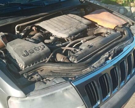 Сірий Джип Grand Cherokee, об'ємом двигуна 2.7 л та пробігом 420 тис. км за 6798 $, фото 1 на Automoto.ua