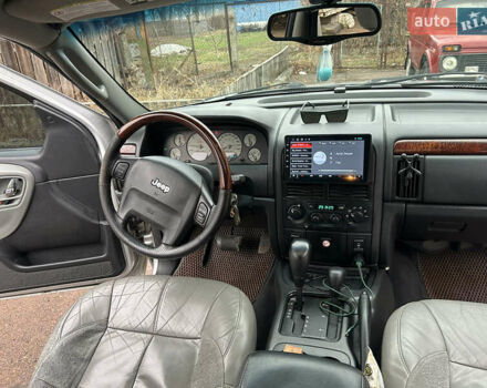 Серый Джип Гранд Чероки, объемом двигателя 2.69 л и пробегом 281 тыс. км за 10300 $, фото 11 на Automoto.ua