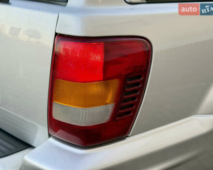 Серый Джип Гранд Чероки, объемом двигателя 2.69 л и пробегом 265 тыс. км за 9700 $, фото 15 на Automoto.ua