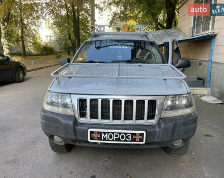 Серый Джип Гранд Чероки, объемом двигателя 2.7 л и пробегом 250 тыс. км за 5000 $, фото 1 на Automoto.ua