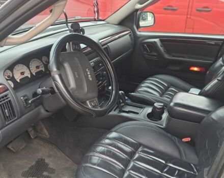 Сірий Джип Grand Cherokee, об'ємом двигуна 0 л та пробігом 300 тис. км за 3000 $, фото 5 на Automoto.ua