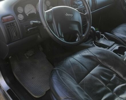 Серый Джип Гранд Чероки, объемом двигателя 0.27 л и пробегом 300 тыс. км за 8000 $, фото 8 на Automoto.ua