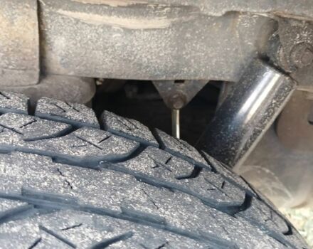 Серый Джип Гранд Чероки, объемом двигателя 2.7 л и пробегом 241 тыс. км за 8500 $, фото 6 на Automoto.ua