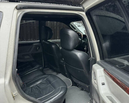 Сірий Джип Grand Cherokee, об'ємом двигуна 2.69 л та пробігом 290 тис. км за 12300 $, фото 9 на Automoto.ua