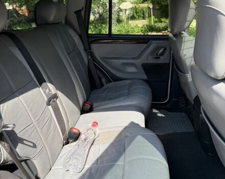Сірий Джип Grand Cherokee, об'ємом двигуна 2.7 л та пробігом 353 тис. км за 8500 $, фото 4 на Automoto.ua