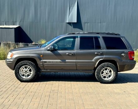 Серый Джип Гранд Чероки, объемом двигателя 3 л и пробегом 240 тыс. км за 3700 $, фото 2 на Automoto.ua