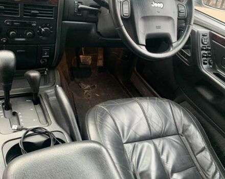 Сірий Джип Grand Cherokee, об'ємом двигуна 2.7 л та пробігом 186 тис. км за 3200 $, фото 7 на Automoto.ua