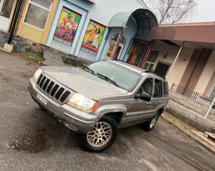 Серый Джип Гранд Чероки, объемом двигателя 0 л и пробегом 370 тыс. км за 3300 $, фото 1 на Automoto.ua