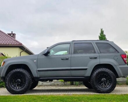 Серый Джип Гранд Чероки, объемом двигателя 3 л и пробегом 258 тыс. км за 4000 $, фото 1 на Automoto.ua