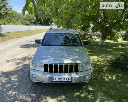 Сірий Джип Grand Cherokee, об'ємом двигуна 3 л та пробігом 215 тис. км за 11500 $, фото 1 на Automoto.ua