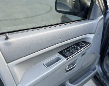 Серый Джип Гранд Чероки, объемом двигателя 2.99 л и пробегом 400 тыс. км за 11000 $, фото 19 на Automoto.ua